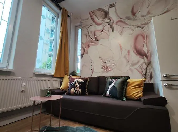 Apart Lion Bridge Self Check In *