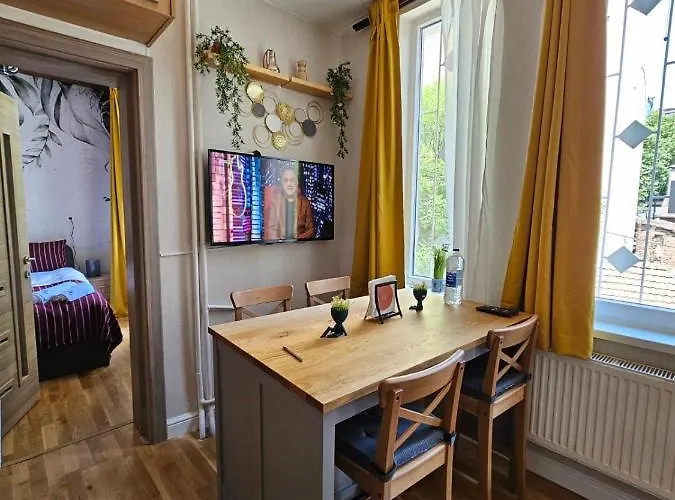 Apart Lion Bridge Self Check In *